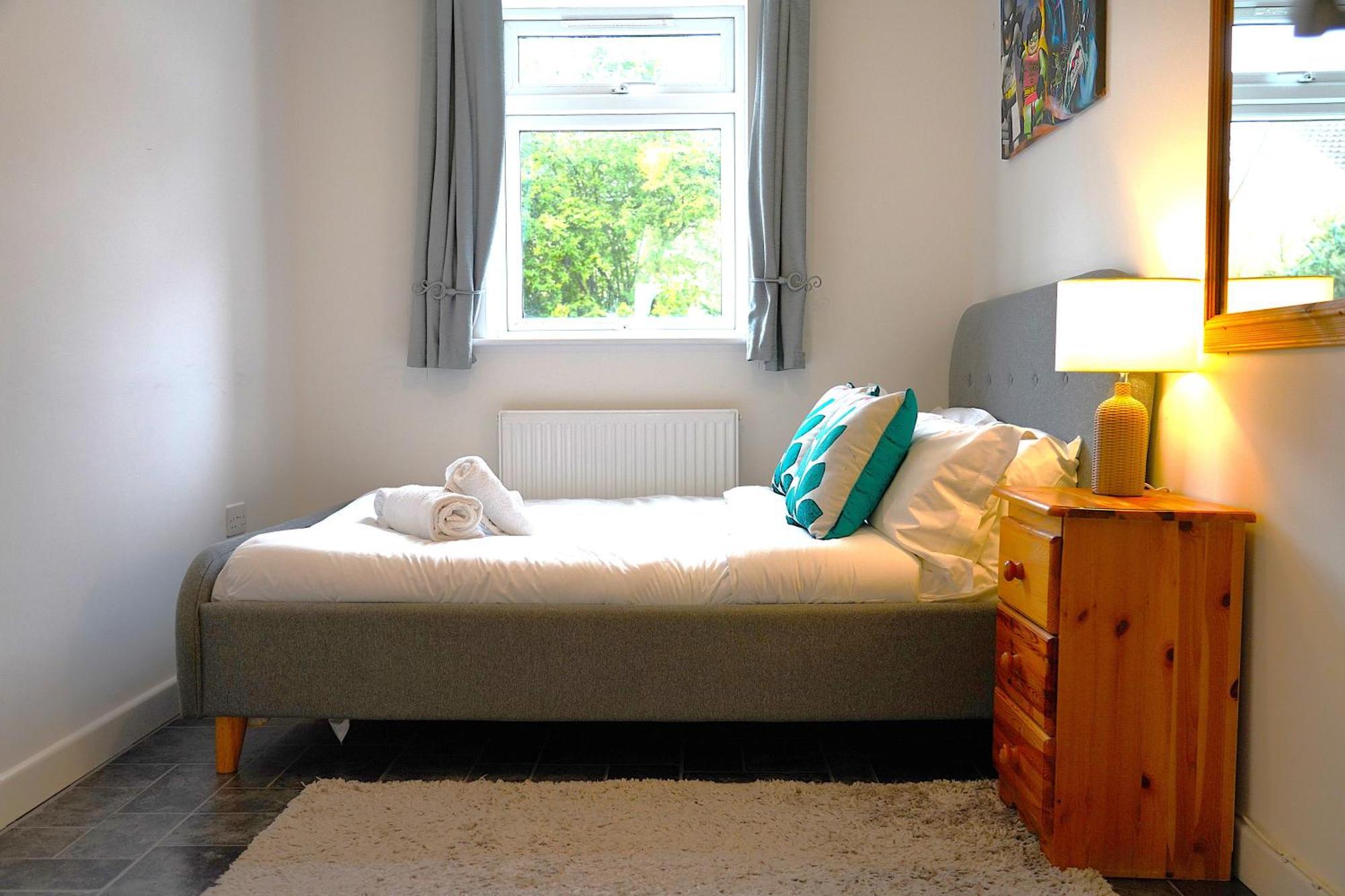 Sleeps 10, Free Parking, Close To Science Park, King Size Bed Milton  Esterno foto